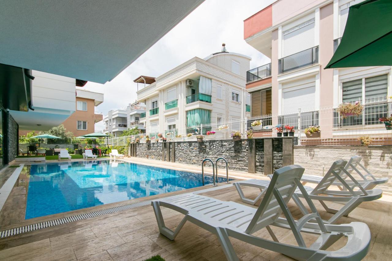 Oniks Comfort Suites Antalya Exterior photo
